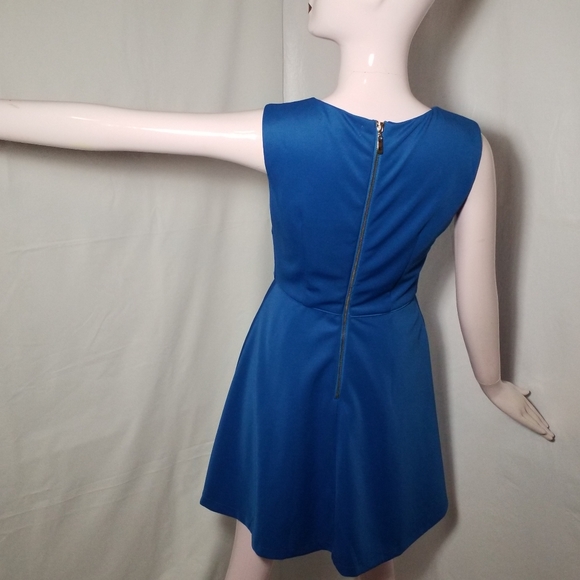 Karlie Princess Dress - Picture 2 of 4